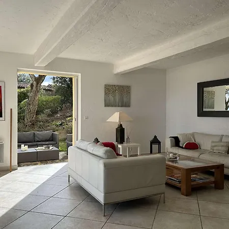 Holiday home Mazet 5 Pieces Climatise Avec Vue Mer Panoramique, Club House, Piscine Chauffee Et Plage Privee - Fr-1-226-539 *