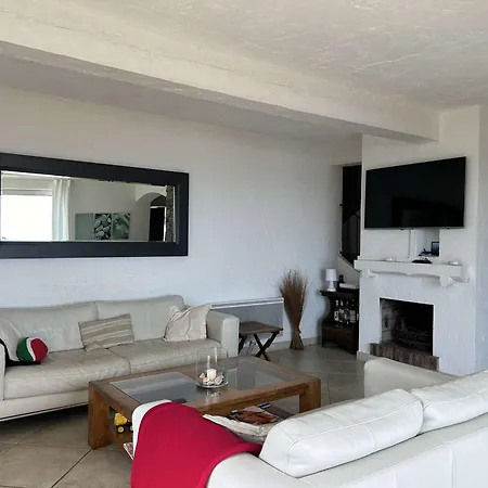 Mazet 5 Pieces Climatise Avec Vue Mer Panoramique, Club House, Piscine Chauffee Et Plage Privee - Fr-1-226-539