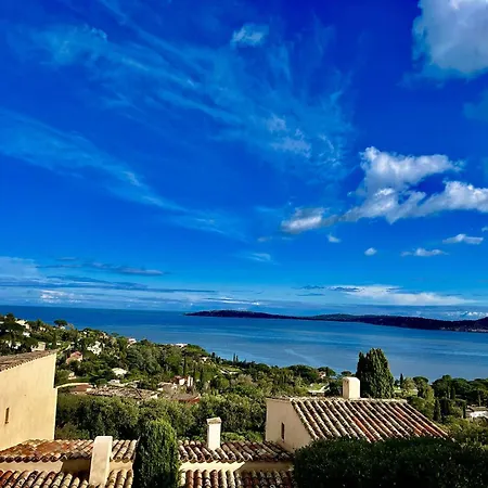 Mazet 5 Pieces Climatise Avec Vue Mer Panoramique, Club House, Piscine Chauffee Et Plage Privee - Fr-1-226-539 Holiday home Sainte-Maxime