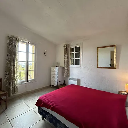 Mazet 5 Pieces Climatise Avec Vue Mer Panoramique, Club House, Piscine Chauffee Et Plage Privee - Fr-1-226-539 *
