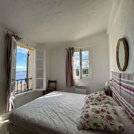 Holiday home Mazet 5 Pieces Climatise Avec Vue Mer Panoramique, Club House, Piscine Chauffee Et Plage Privee - Fr-1-226-539 *